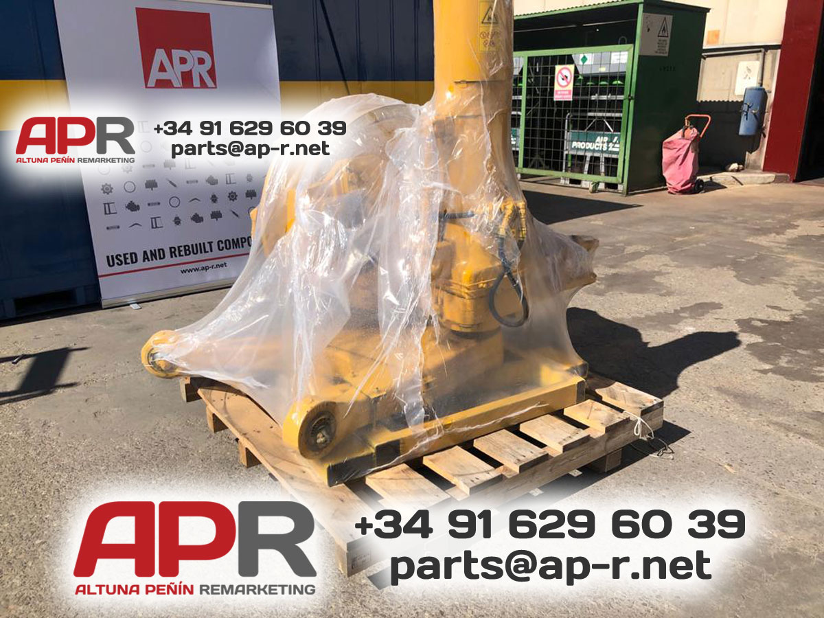 Komatsu hd 785-5 hub 561-27-61213  used or rebuilt