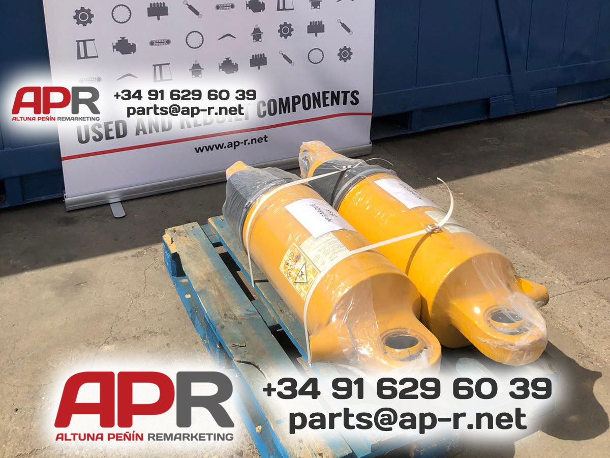 Komatsu hd 785-5 suspension cylinders 561-50-6B300 used or rebuilt