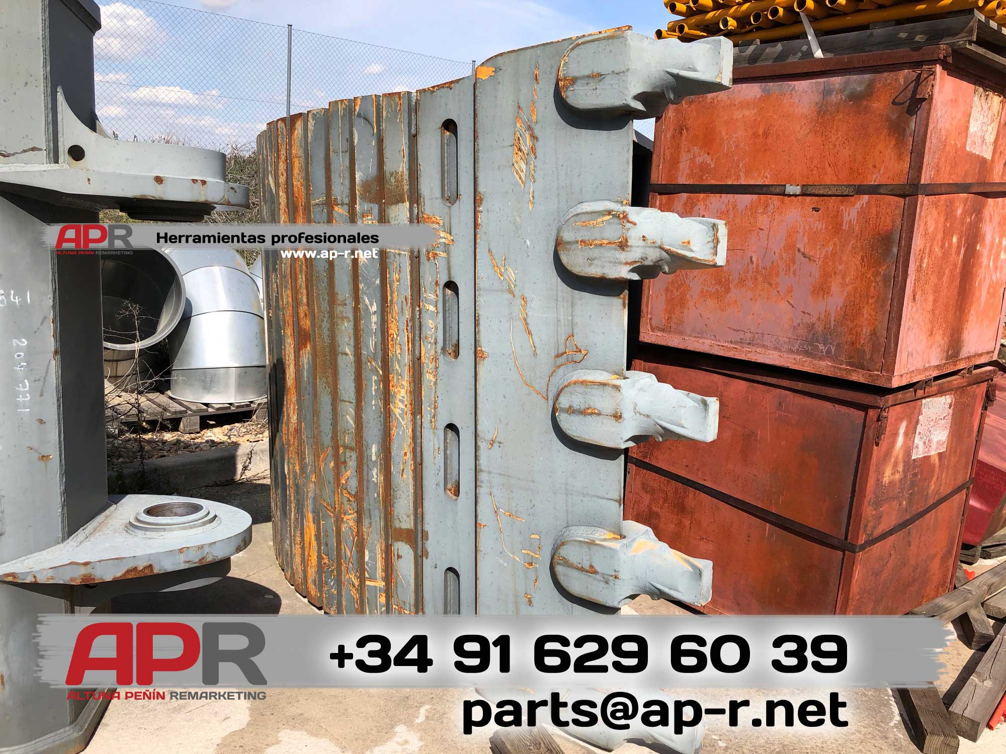 LIEBHERR R984C Bucket 5,5m3 9755855